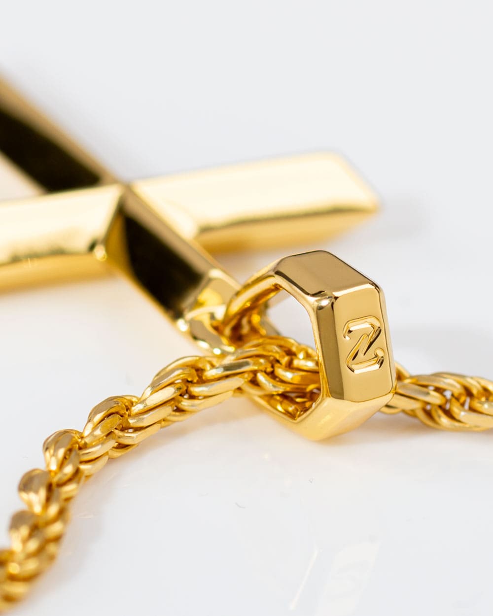 Bevel Cross Gold Clasp