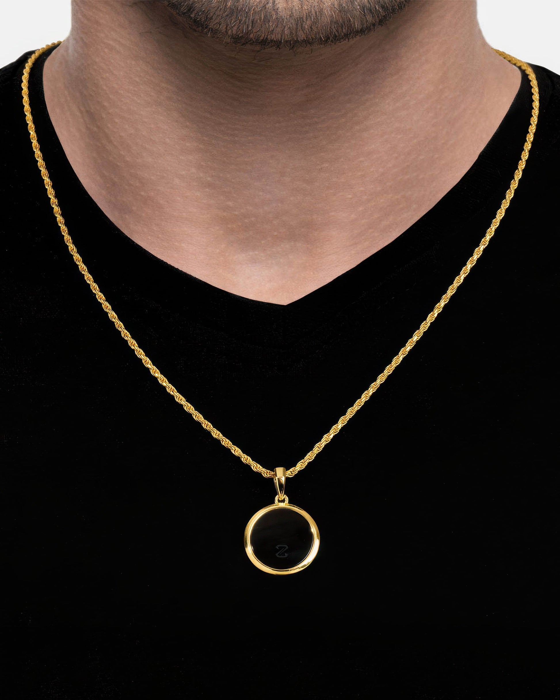 Onyx Providence Circle Pendant