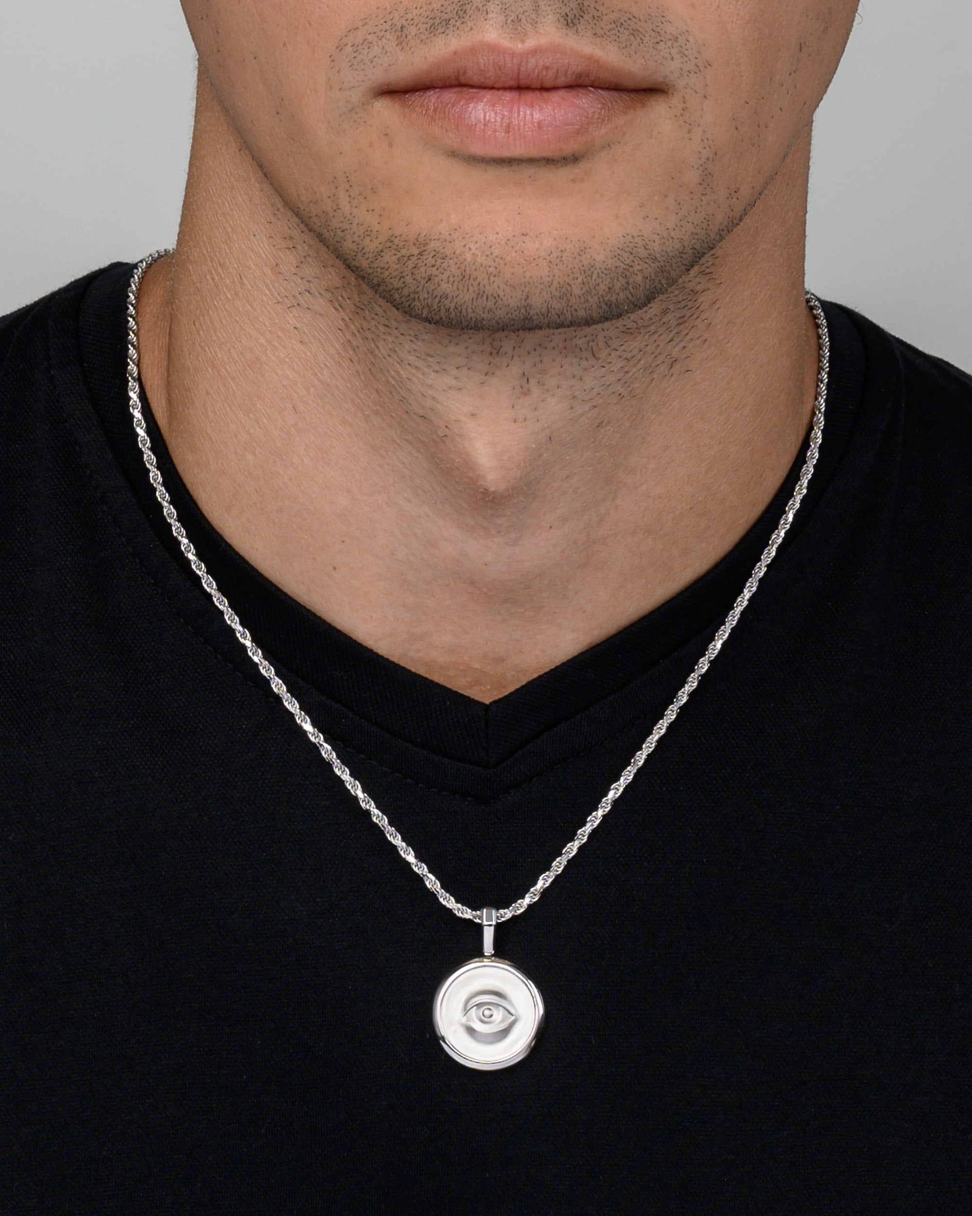 Onyx Providence Circle Pendant