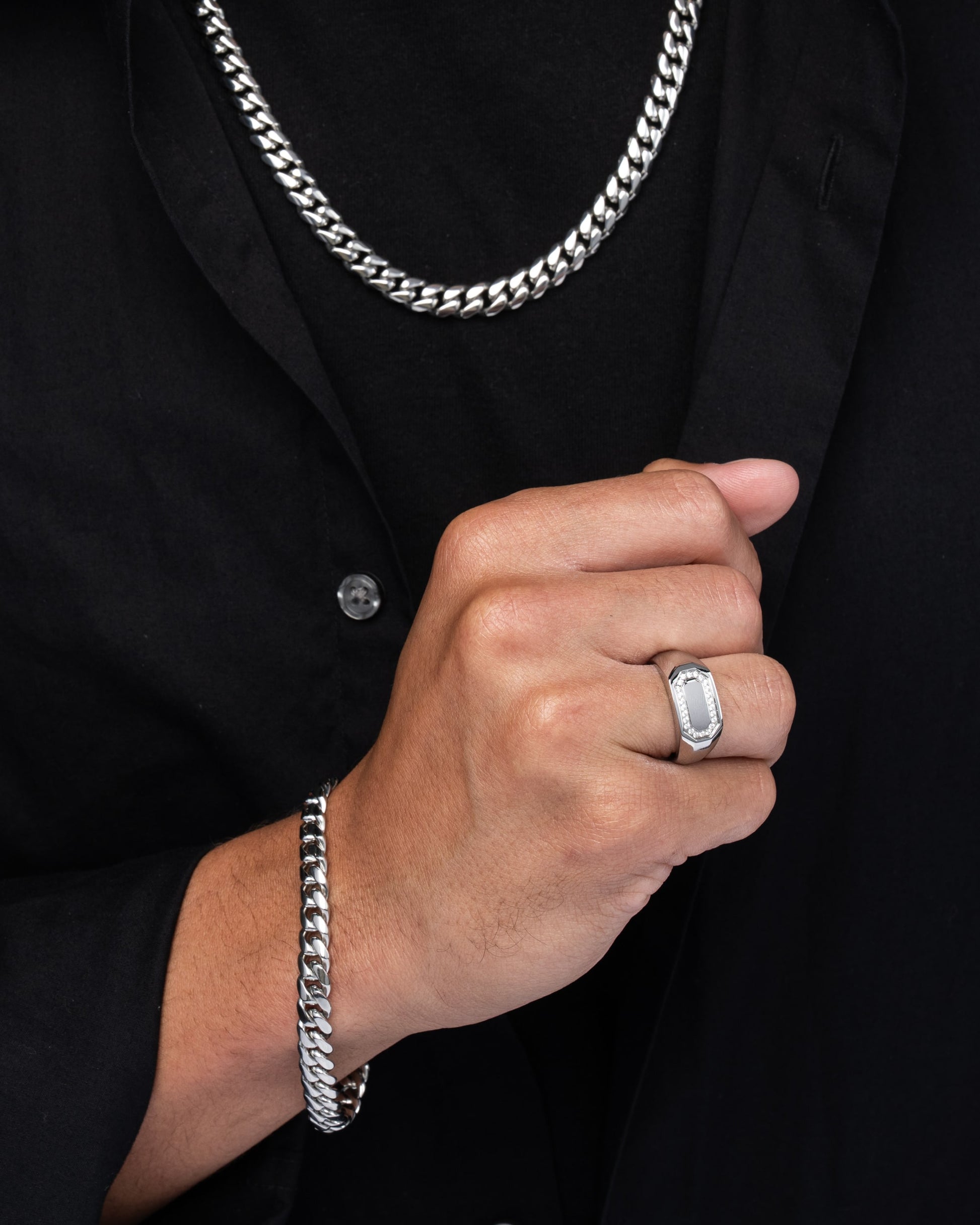 Signet Ice Ring Silver Model4