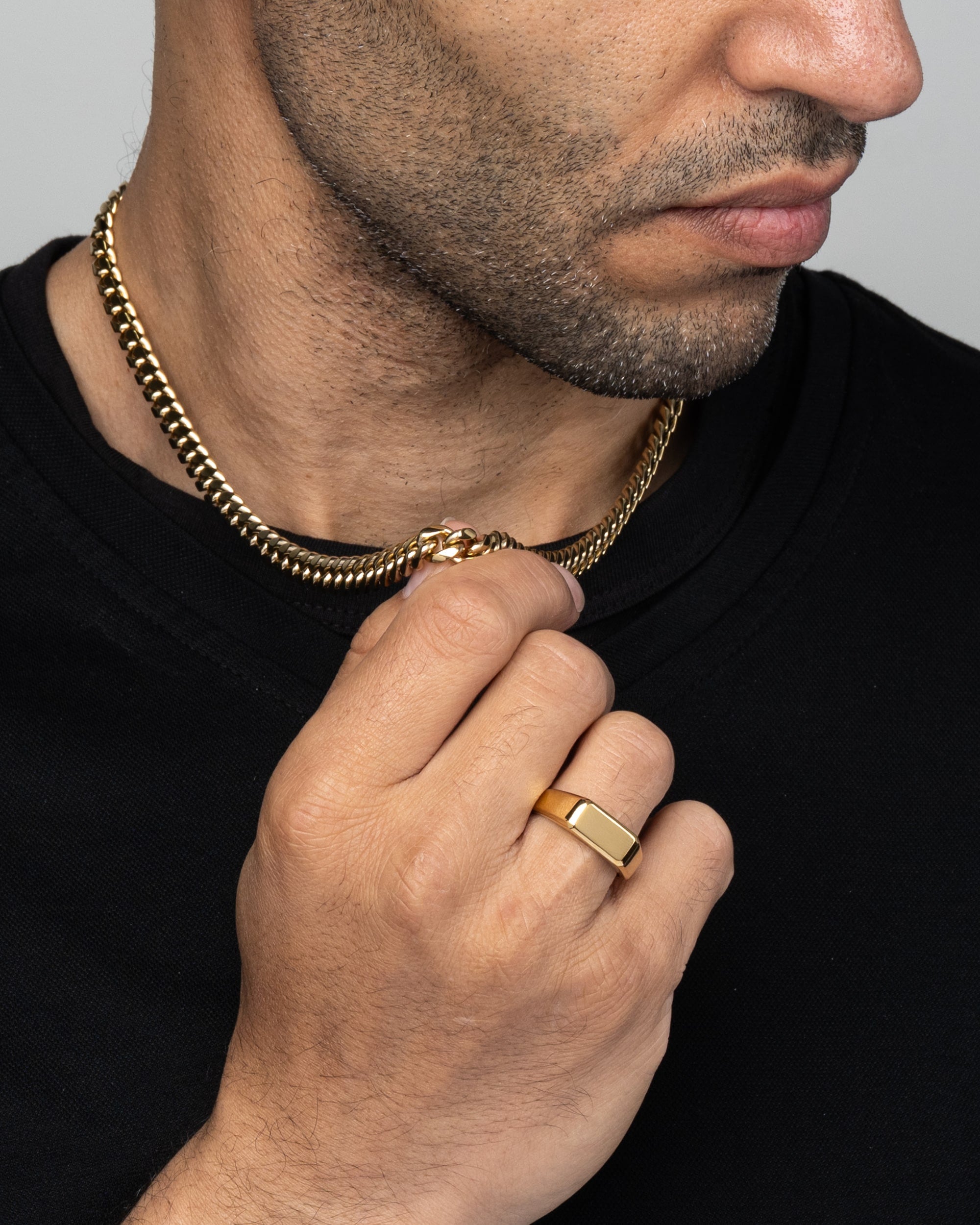 Signet Ring Gold Model3
